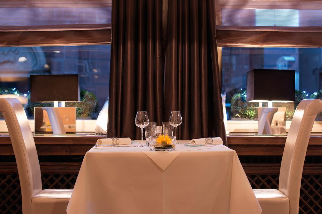 ביטש Hotel Restaurant "Le Strasbourg" מראה חיצוני תמונה